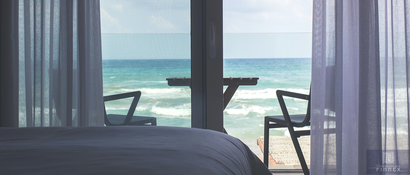 Ширма - универсальный элемент интерьера.